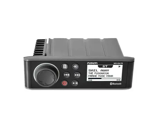 GARMIN FUSION RA70 SERIJOS JūRINIAI STEREOGROTUVAI, 010-01516-01