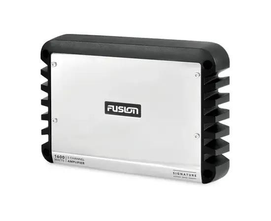 GARMIN FUSION SIGNATURE 5 KANALų LAIVO STIPRINTUVAS, 1600 VATų, 010-01968-00