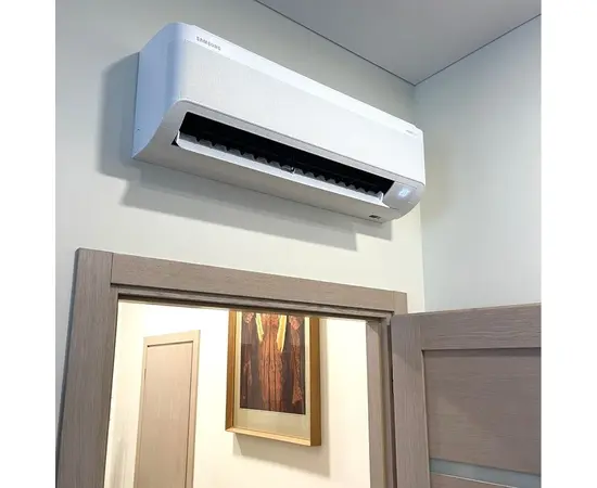 SAMSUNG BEVĖJO ORO KONDICIONIERIAUS WINDFREE COMFORT S2 2.0/2.2 KW MULTI SPLIT VIDINIS BLOKAS, AR60F07C1AWNEU+AR-CH01E