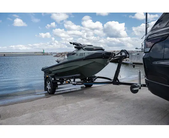 TIKI JS750-L VANDENS MOTOCIKLų PRIEKABA JUODA, TIKIJS750-LJ
